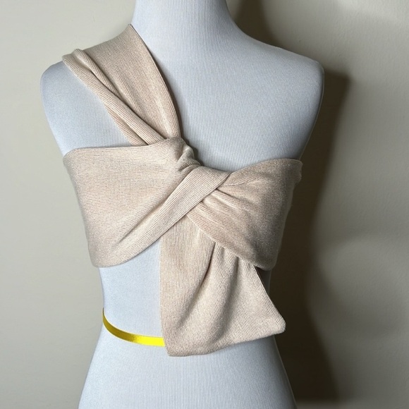 Princess Polly Simi Top - Picture 2 of 9